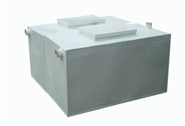 FRP water tank