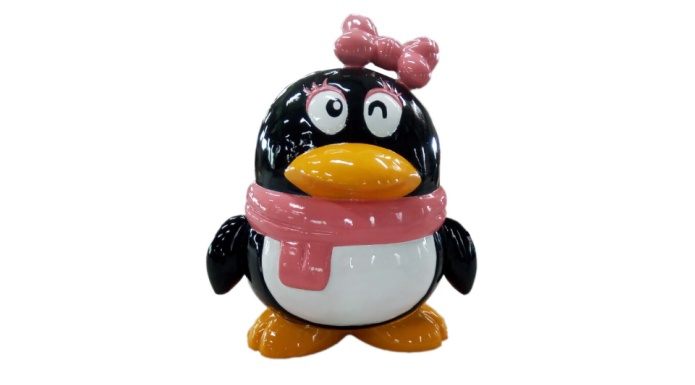 FRP Female Version QQ Sculpture: Cute Renewal of Classic IP and Injection of Space Vitality
